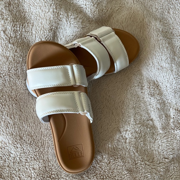 Reef Sandals NWOT - Picture 1 of 6